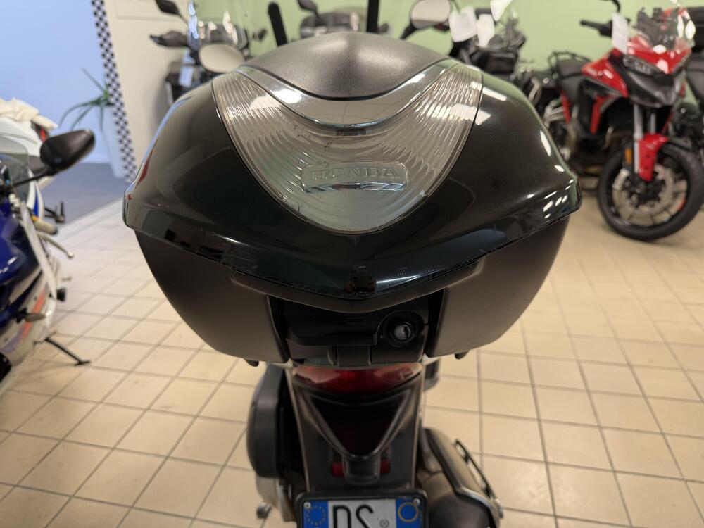 Honda SH 125 i (2009 - 12) (5)