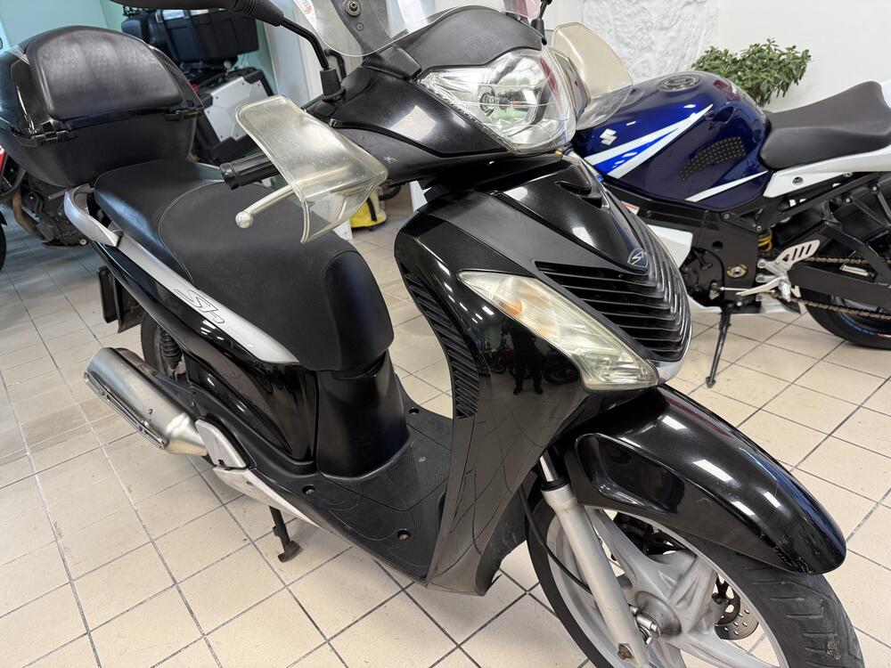 Honda SH 125 i (2009 - 12) (6)