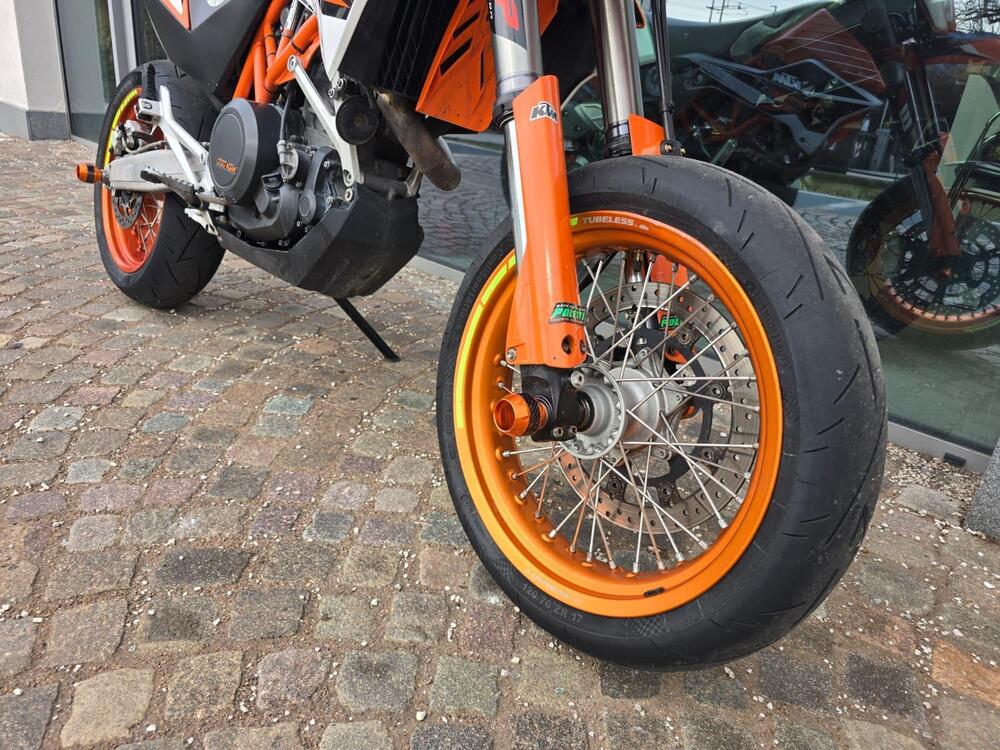 KTM 690 SMC (2008- 11) (6)