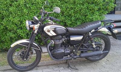 Kawasaki W 800 (2010 - 17) usata