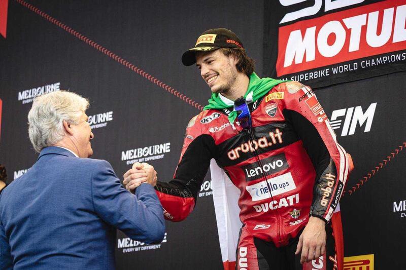 SBK 2026. GP d&rsquo;Australia a Phillip Island. Bulega vince Gara2 sotto la pioggia 