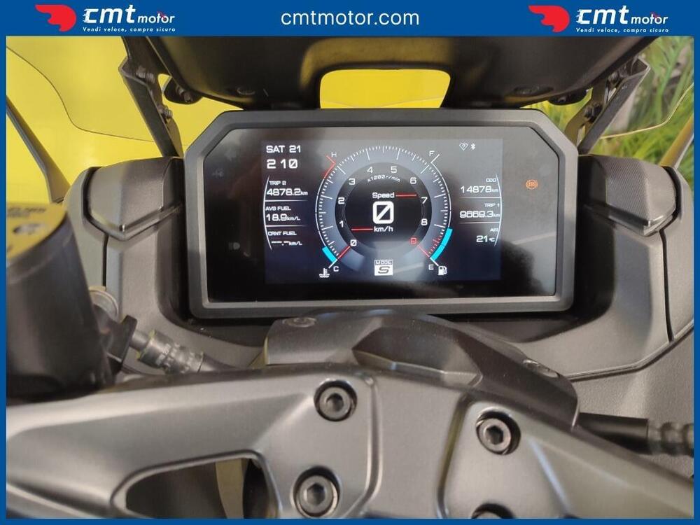 Yamaha T-Max 560 (2022 - 24) (5)