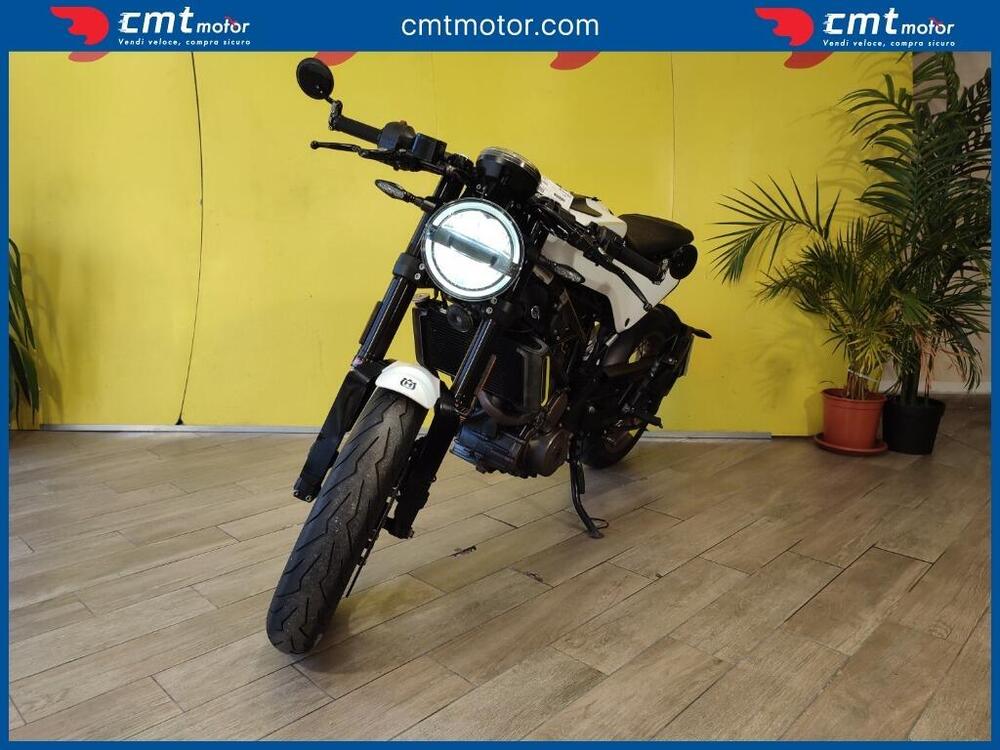 Husqvarna Vitpilen 401 (2018 - 19) (2)