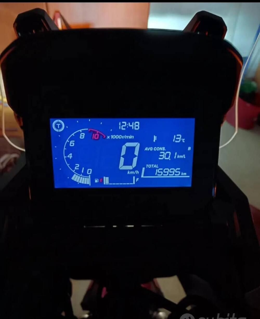 Honda ADV 350 (2022 - 24) (4)