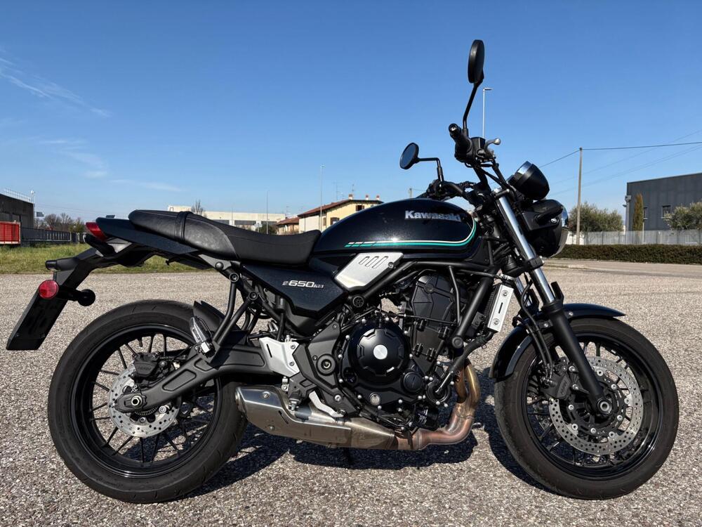 Kawasaki Z 650 RS (2022 - 24) (18)