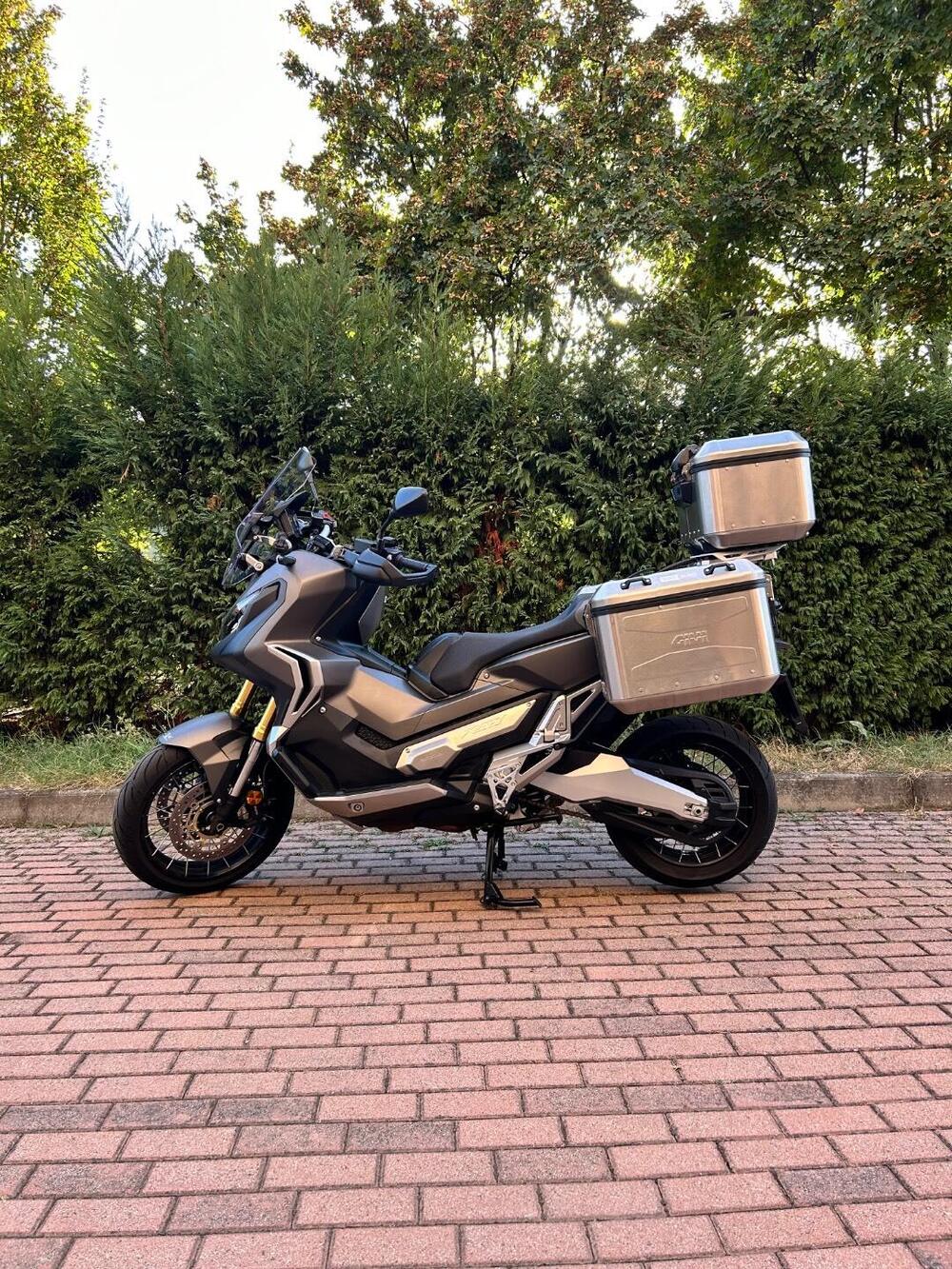 Honda X-ADV 750 (2018 - 20) (2)