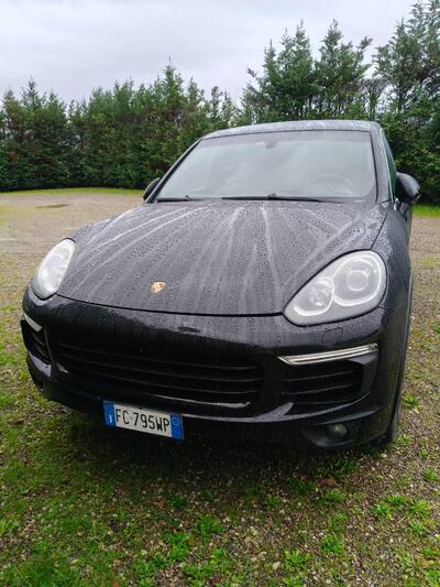 Porsche Cayenne 3.0 Diesel del 2016 usata a Empoli