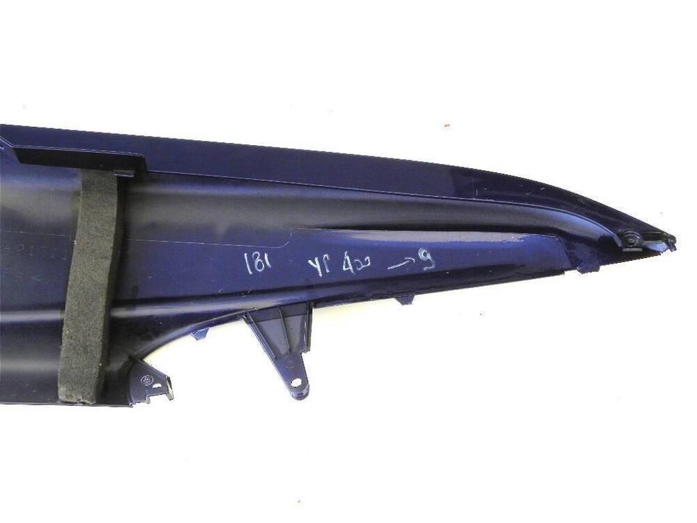 Carena fianchetto laterale sx Yamaha YP Majesty 25 (6)