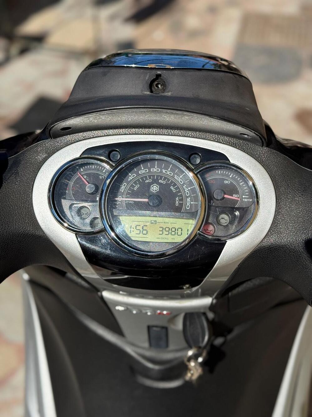 Piaggio Beverly 300 i.e. (2010 - 16) (5)