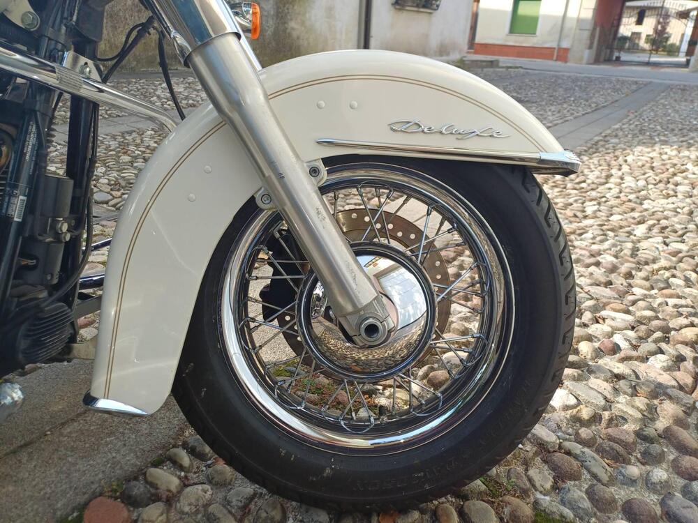 Harley-Davidson 1690 Deluxe ABS (2011 - 16) - FLSTN (6)