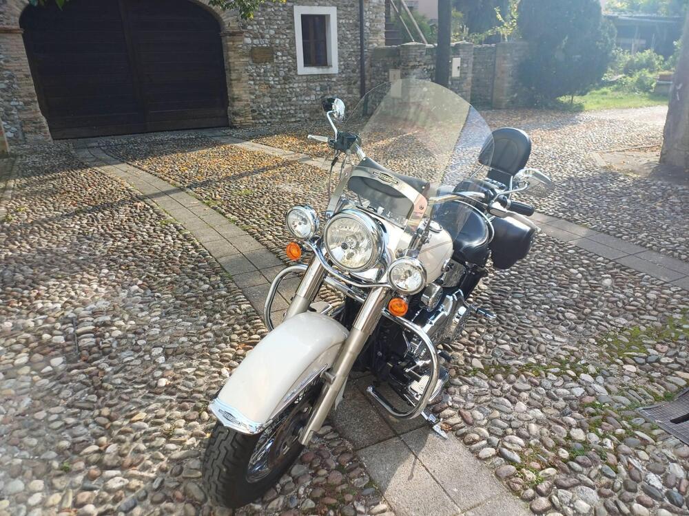 Harley-Davidson 1690 Deluxe ABS (2011 - 16) - FLSTN (12)