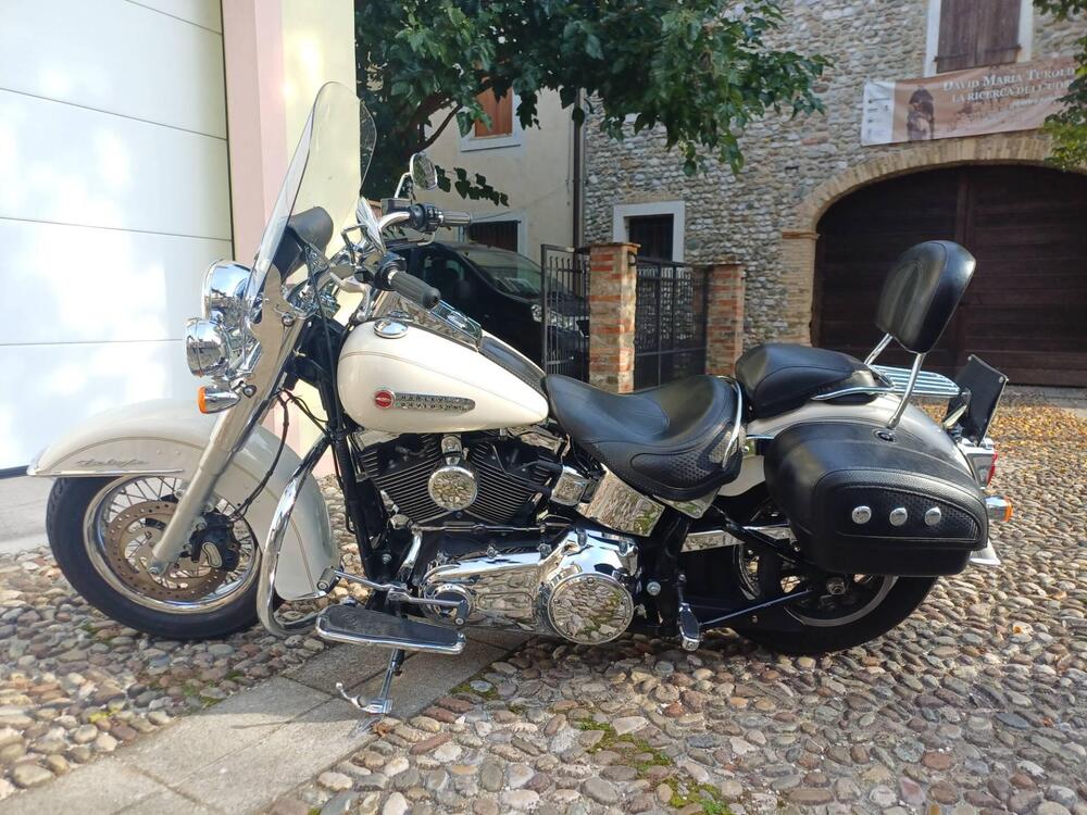 Harley-Davidson 1690 Deluxe ABS (2011 - 16) - FLSTN (13)