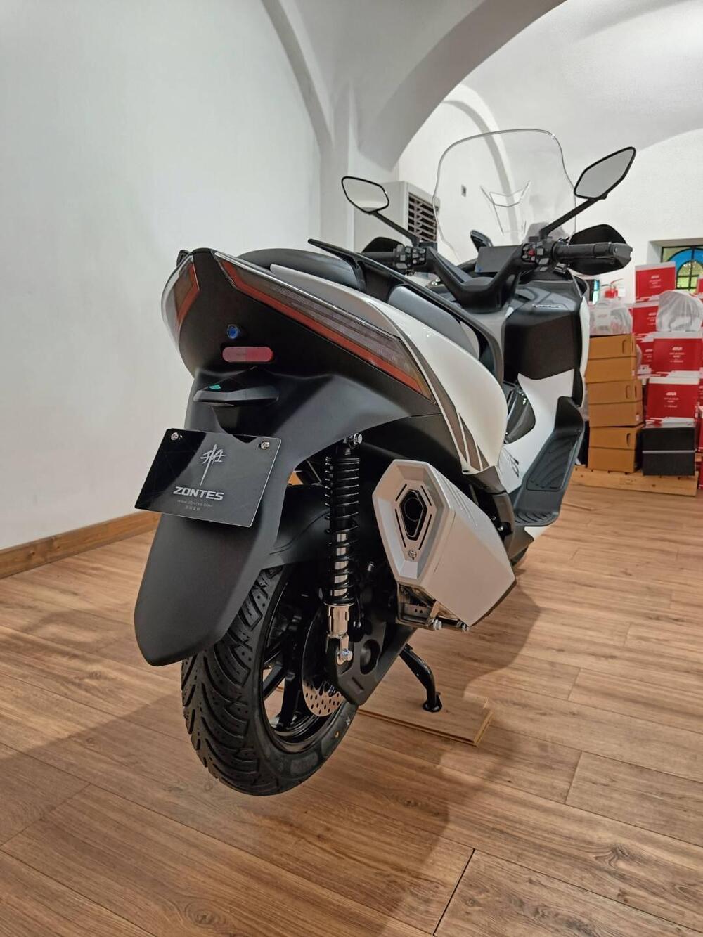 Zontes ZT368-E (2025 - 26) (3)