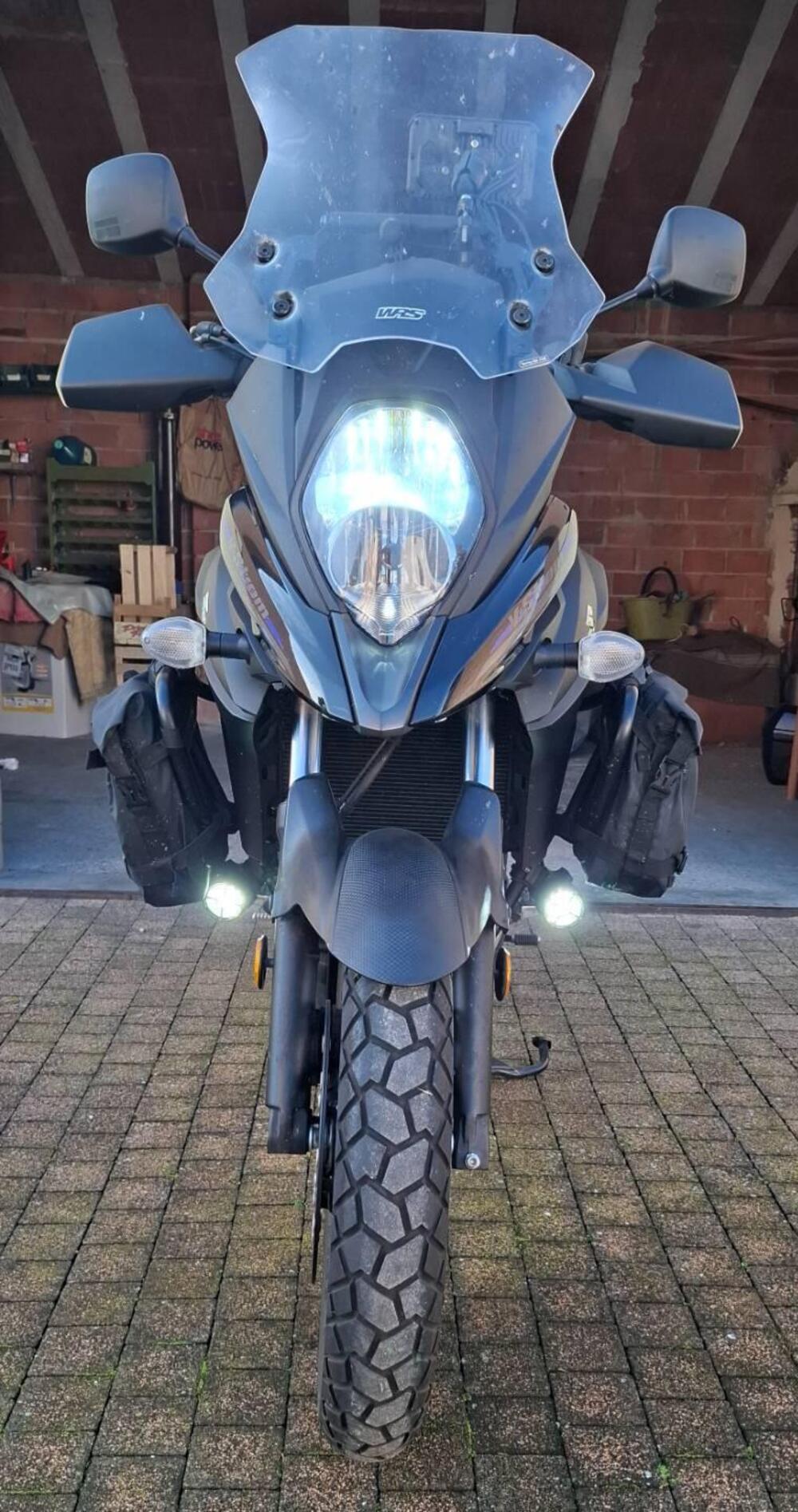 Suzuki V-Strom 650XT (2021 - 25) (3)