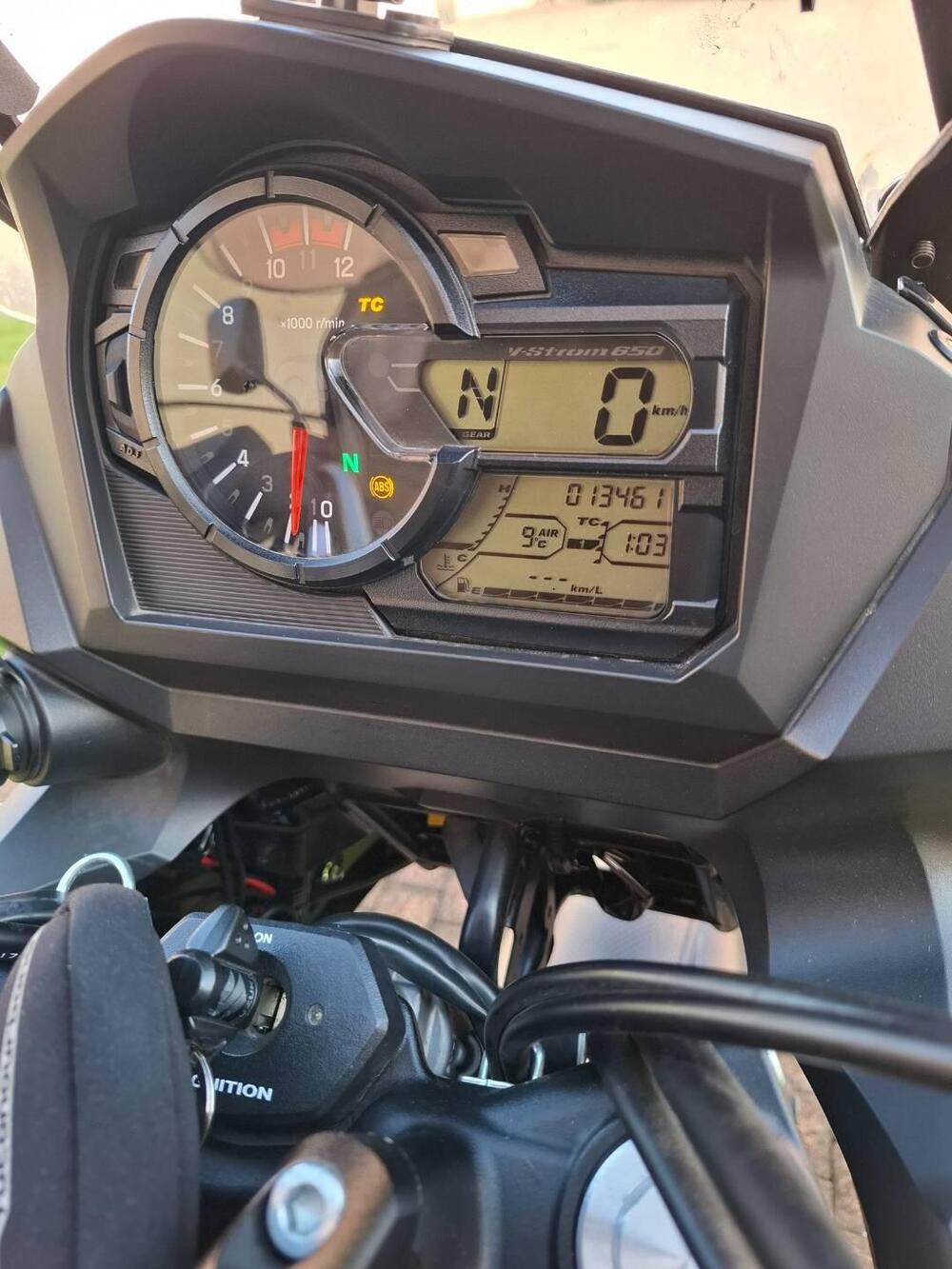 Suzuki V-Strom 650XT (2021 - 25) (6)