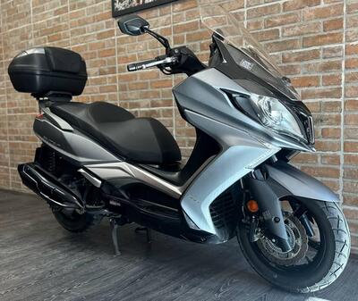 Kymco Downtown 350i TCS (2021 - 25) usata