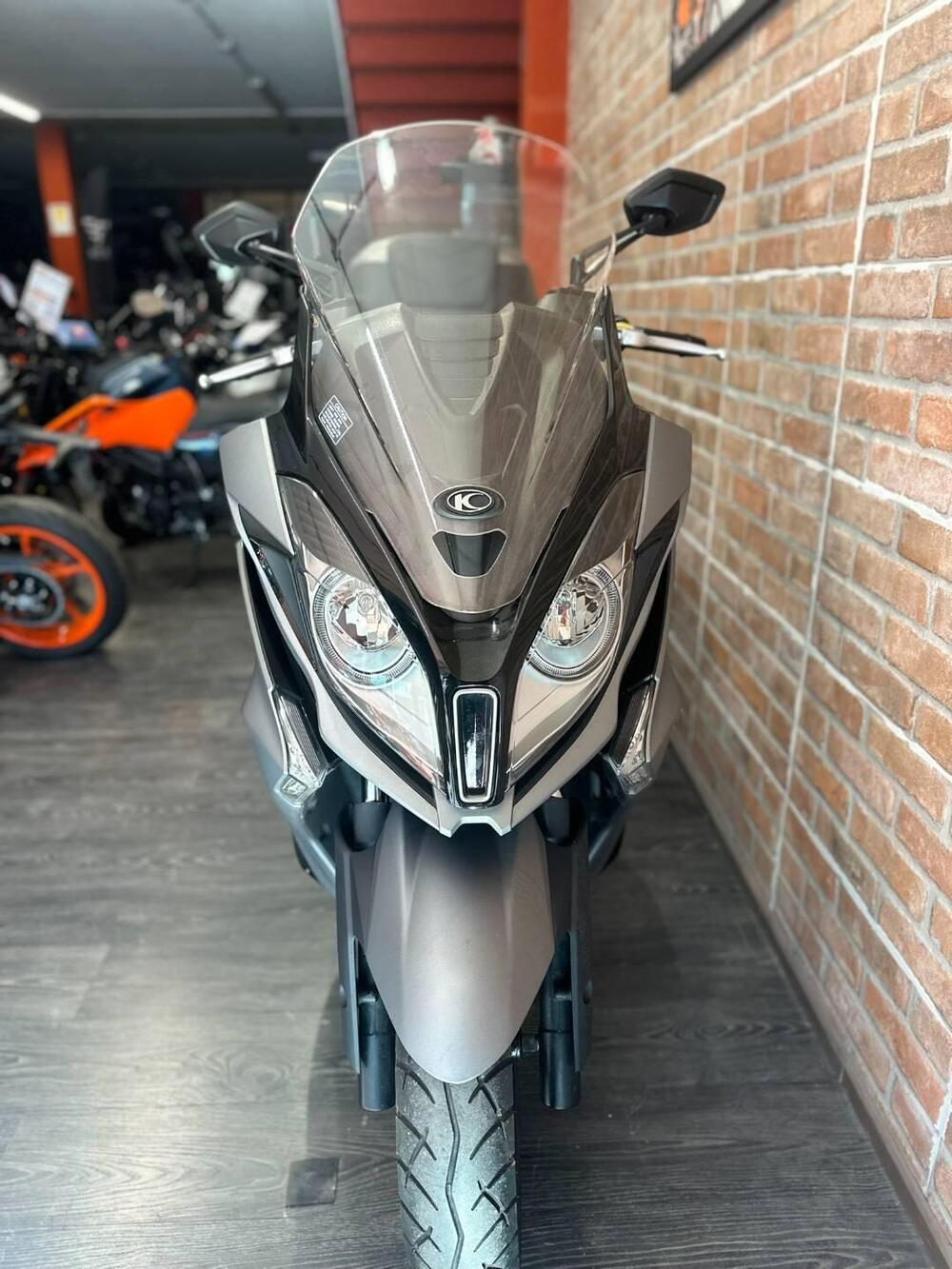 Kymco Downtown 350i TCS (2021 - 25) (18)