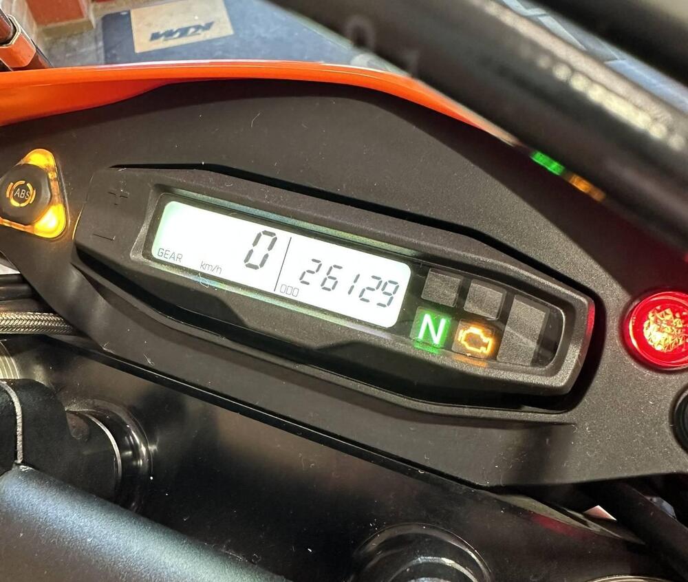 KTM 690 Enduro R (2021) (20)