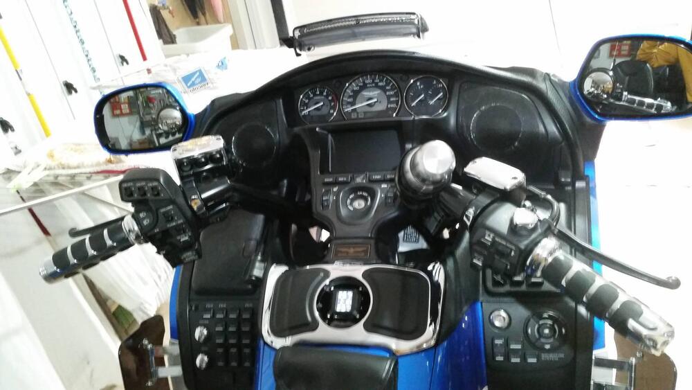 Honda GL 1800 F6C ABS (2014 - 16) (3)