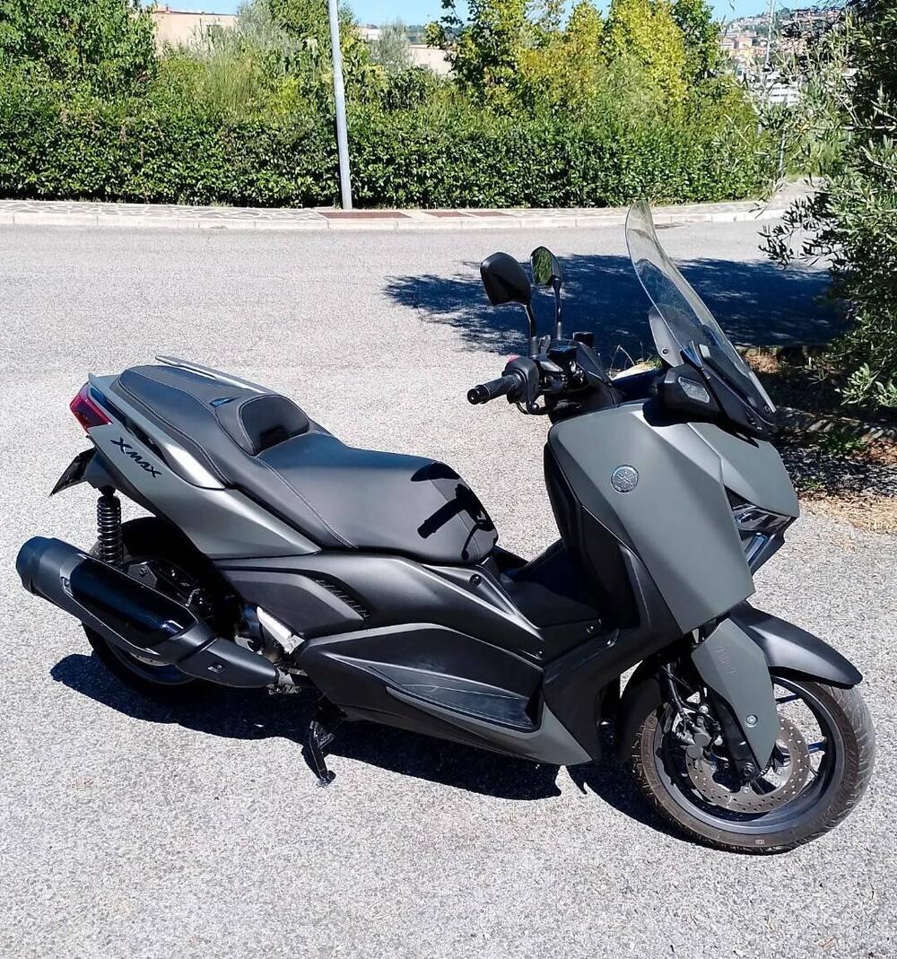 Yamaha X-Max 300 (2025 - 26) (3)