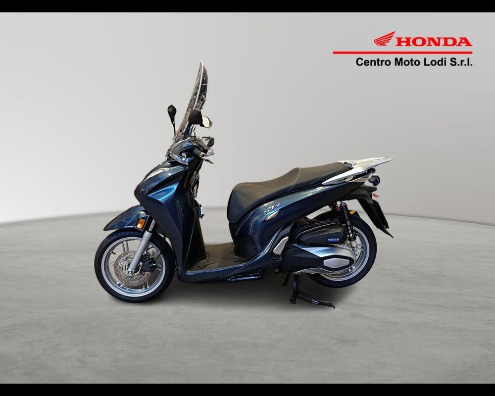 Honda SH 350 (2021 - 24) (3)