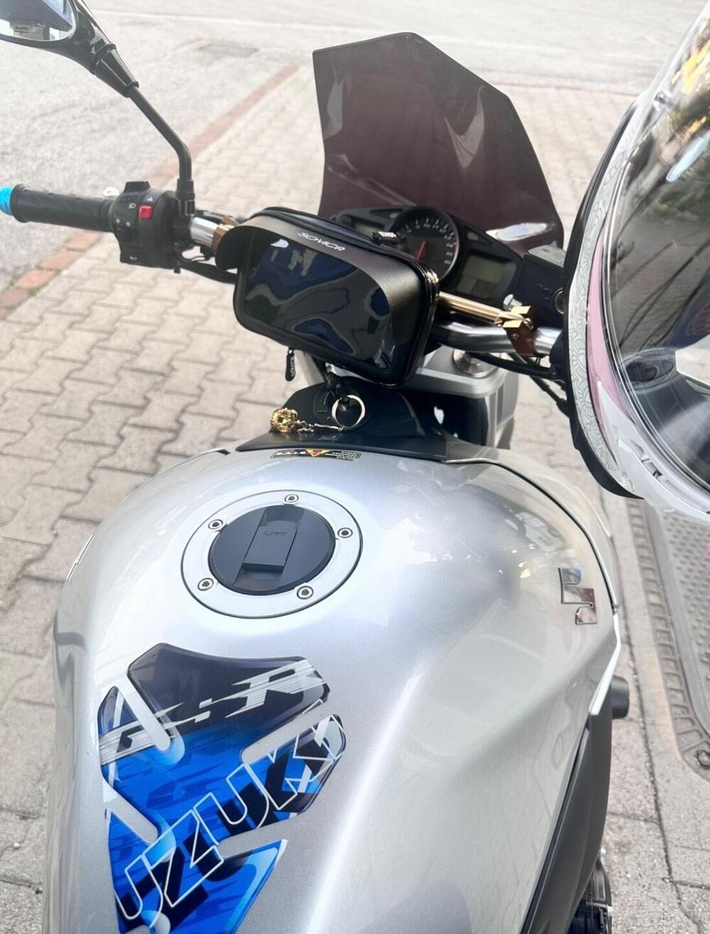 Suzuki GSR 600 (2006 - 11) (2)