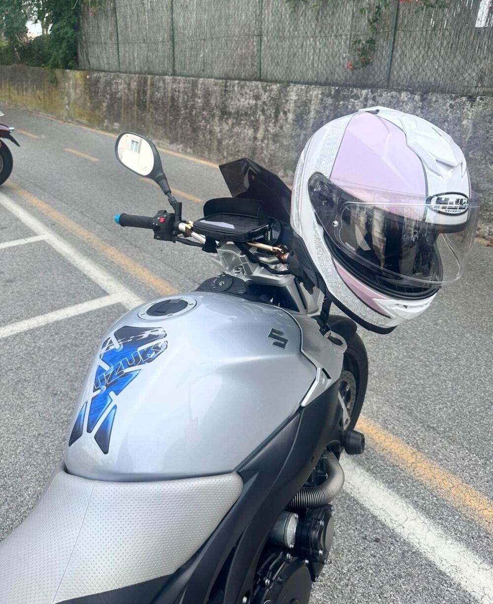 Suzuki GSR 600 (2006 - 11) (6)