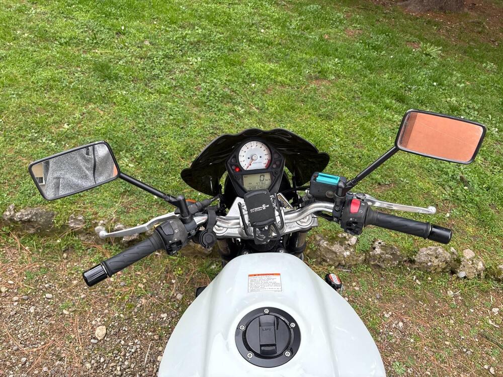 Suzuki SV 650 (2006 - 11) (5)