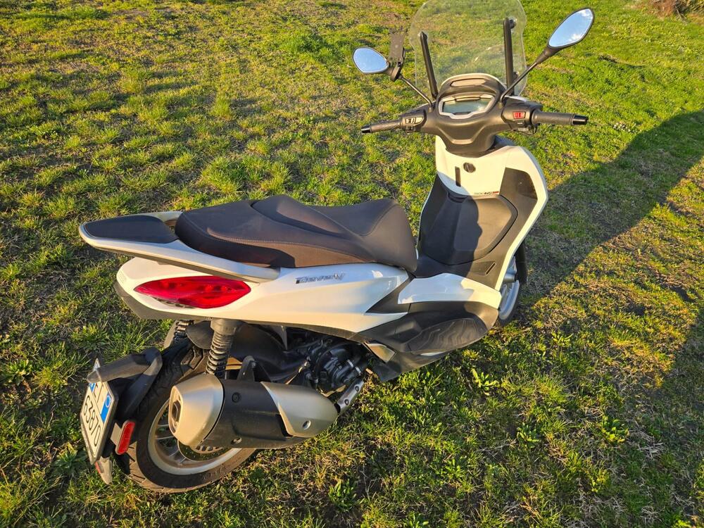 Piaggio Beverly 300 Hpe (2021) (3)