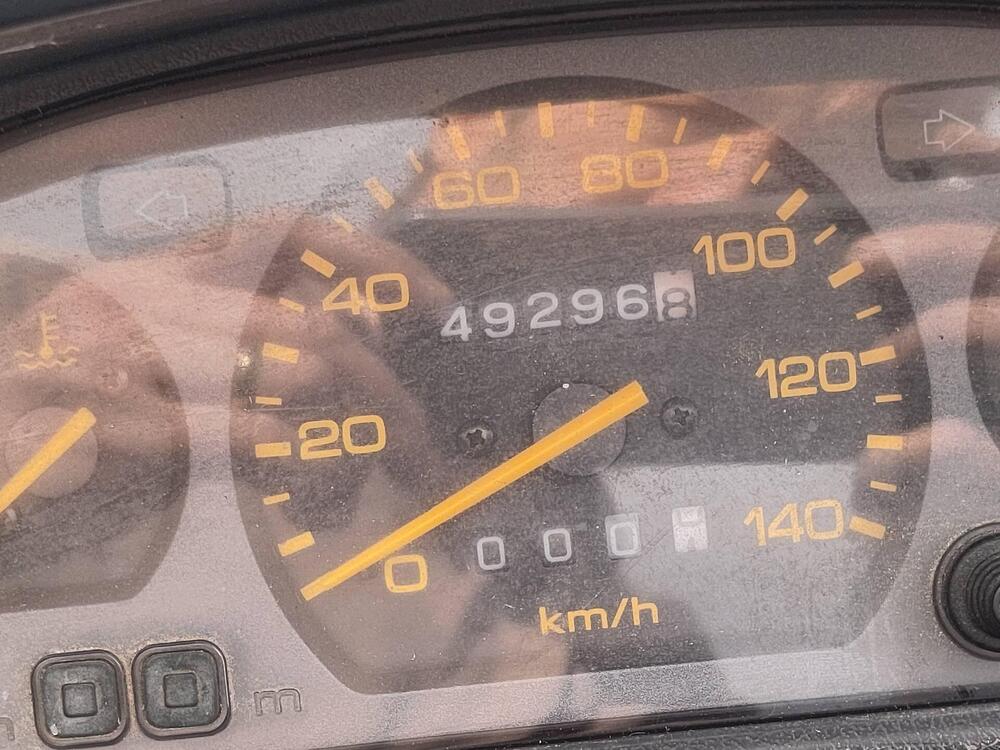 Yamaha Majesty 250 DX (1998 - 02) (5)