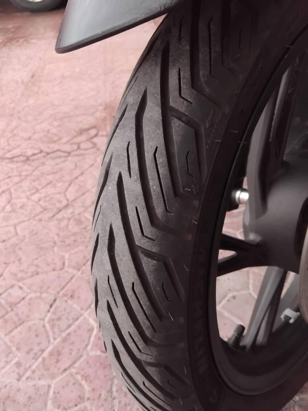 Honda SH 150i Sport (2024 - 25) (10)