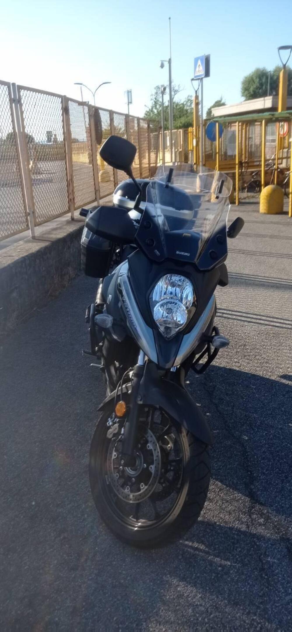 Suzuki V-Strom 650XT (2021 - 25) (2)