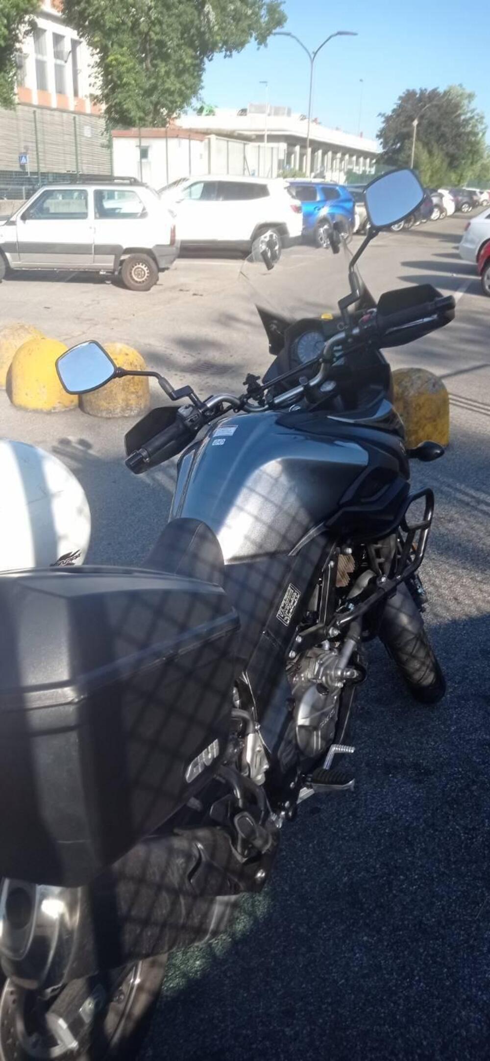 Suzuki V-Strom 650XT (2021 - 25) (3)