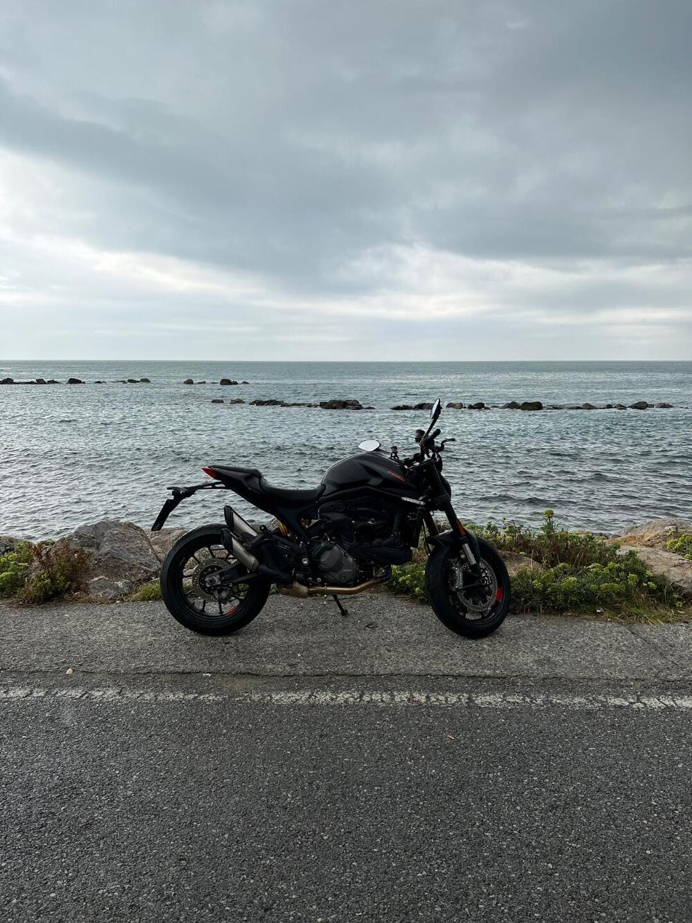 Ducati Monster 937 + (2021 - 25) (3)