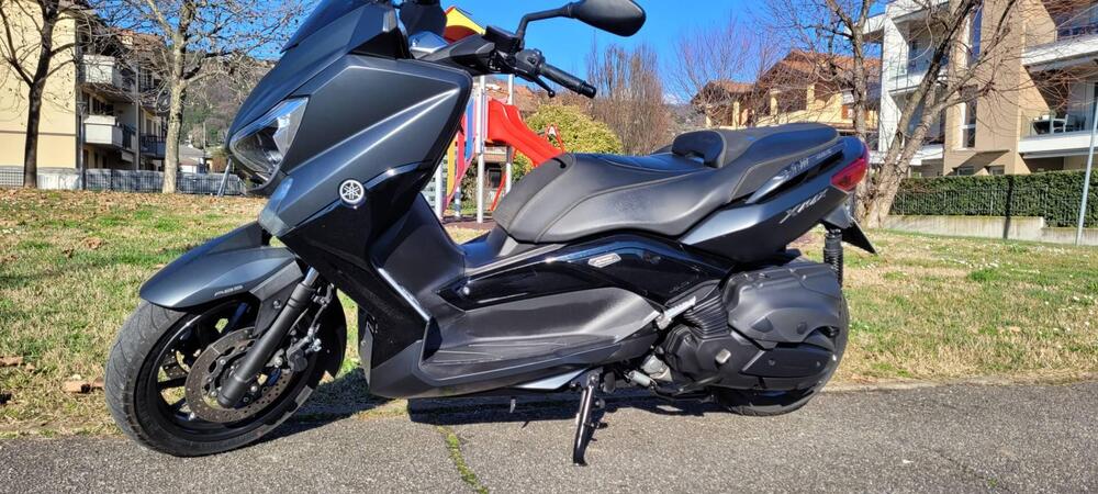 Yamaha X-Max 400 Iron Max ABS (2016) (2)