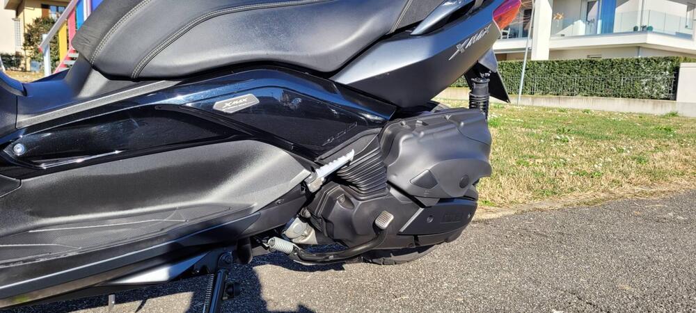 Yamaha X-Max 400 Iron Max ABS (2016) (3)