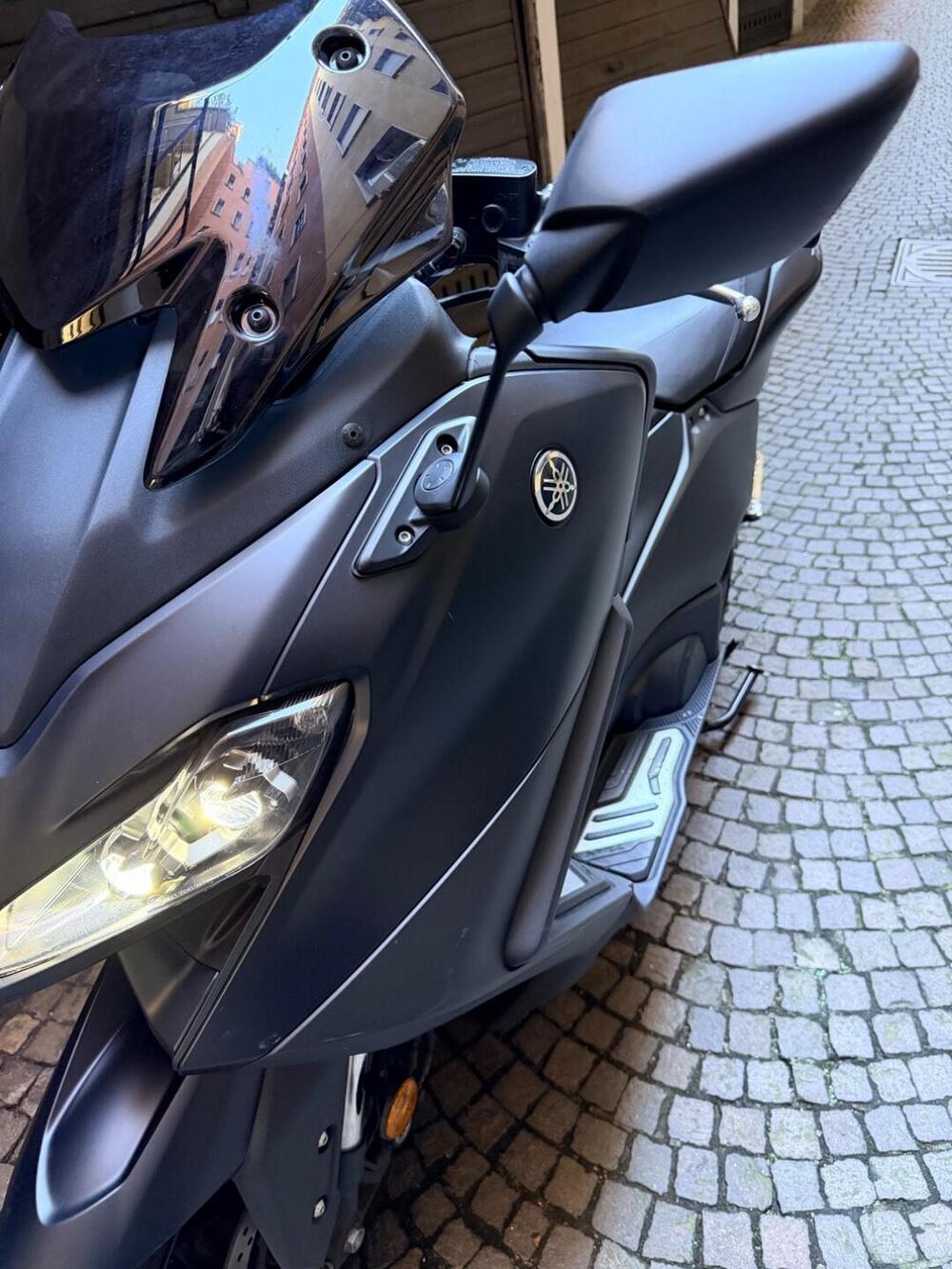 Yamaha T-Max 560 (2022 - 24) (2)