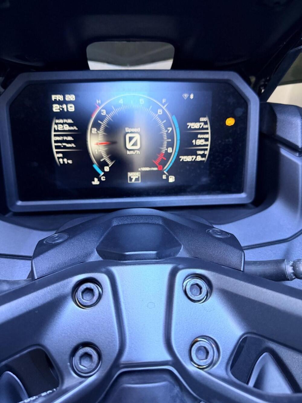 Yamaha T-Max 560 (2022 - 24) (3)