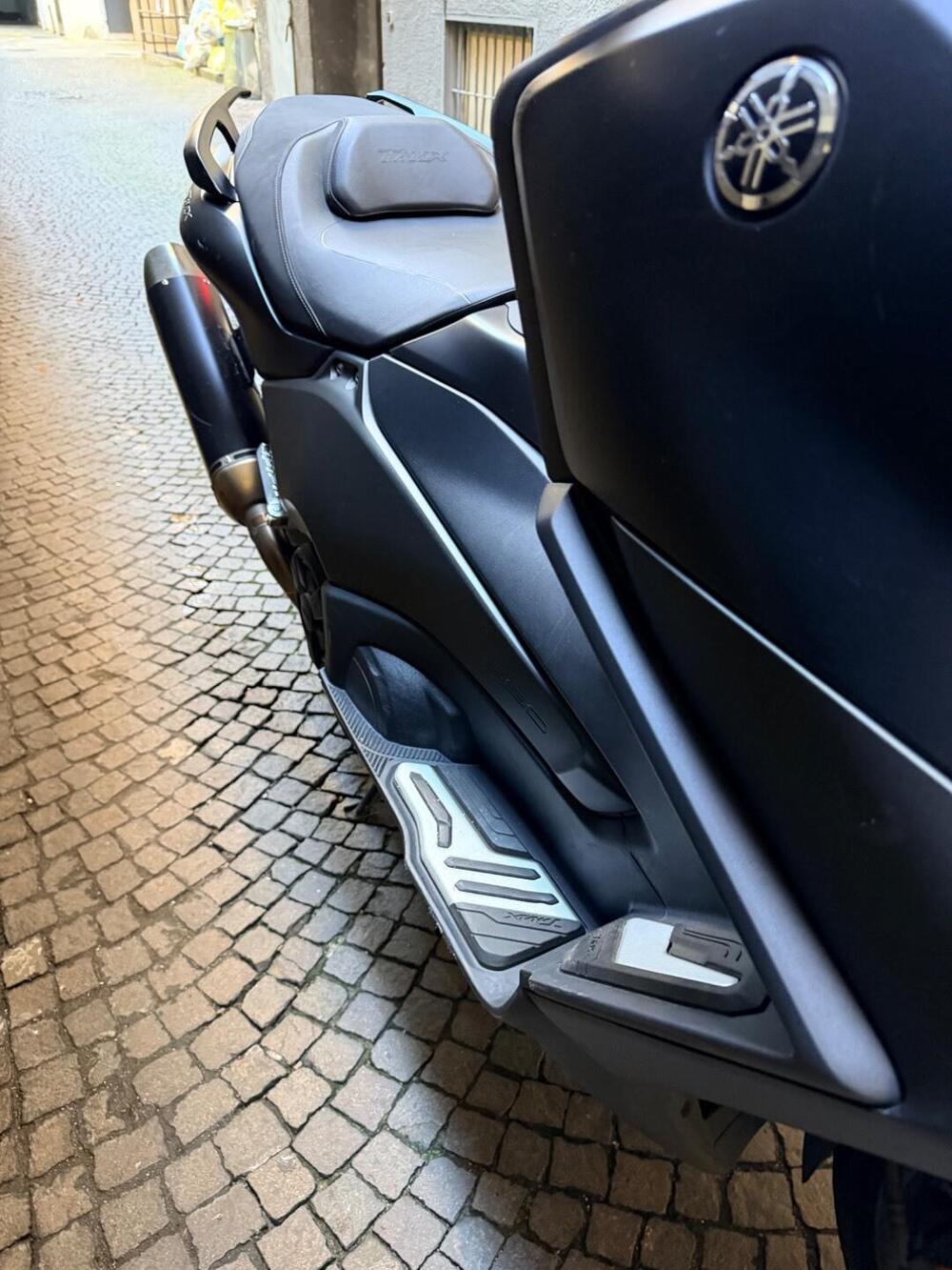 Yamaha T-Max 560 (2022 - 24) (5)