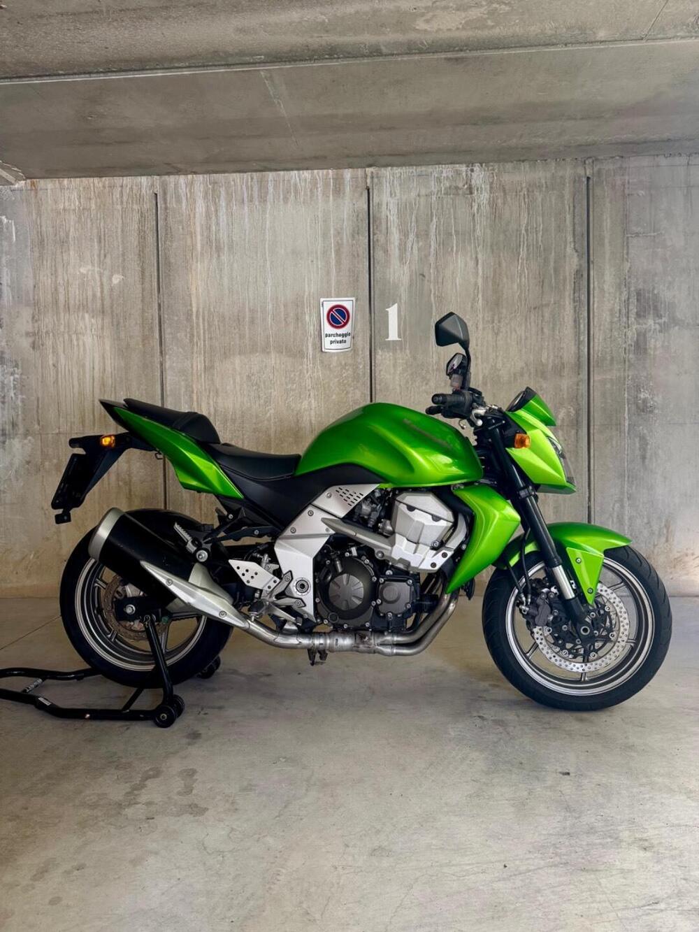 Kawasaki Z 750 (2007 - 14) (2)