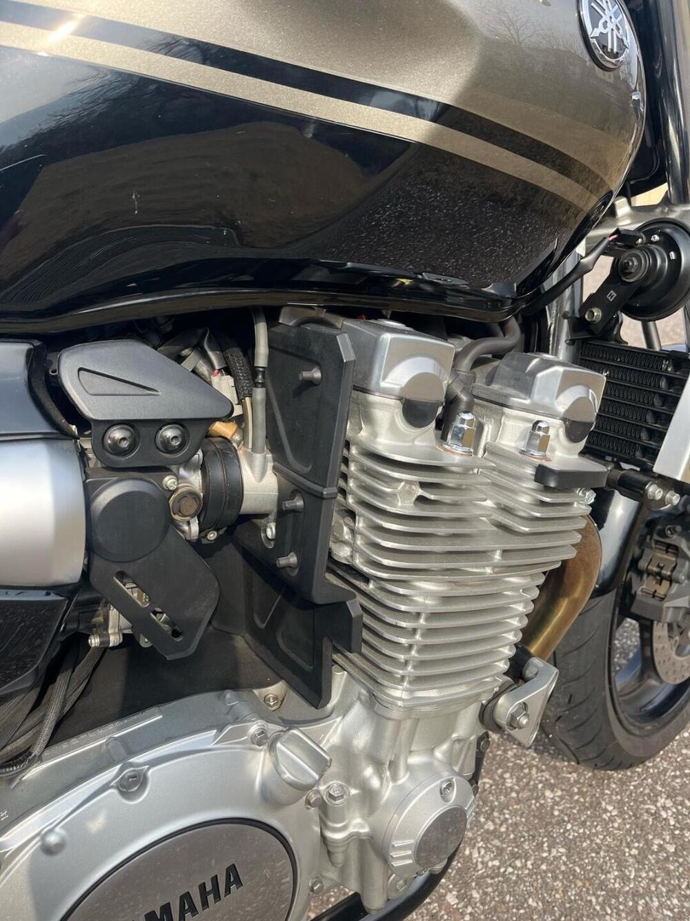 Yamaha XJR 1300 (2006 - 14) (6)