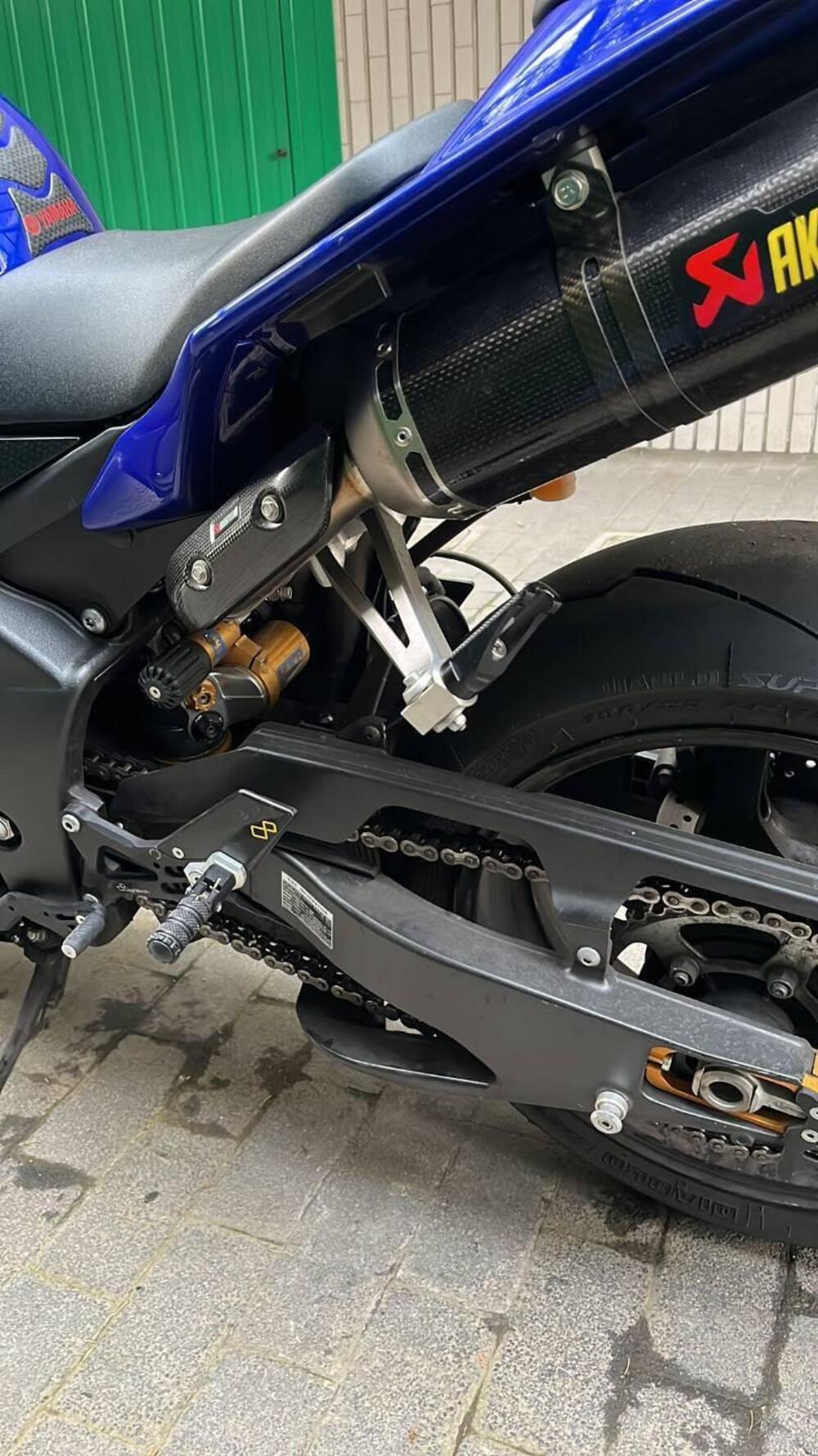 Yamaha YZF R1 (2009 - 11) (4)