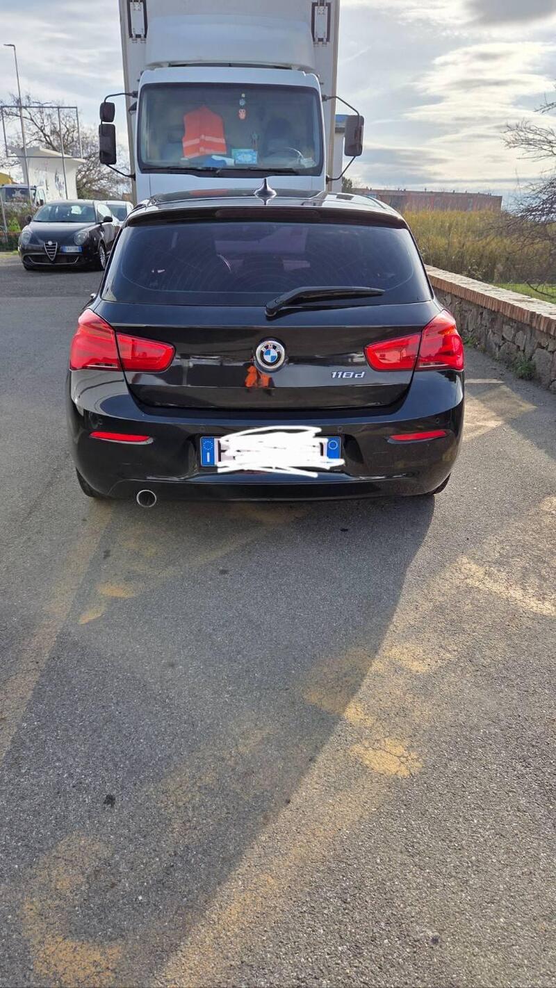 BMW Serie 1 5p. usata a Livorno (4)