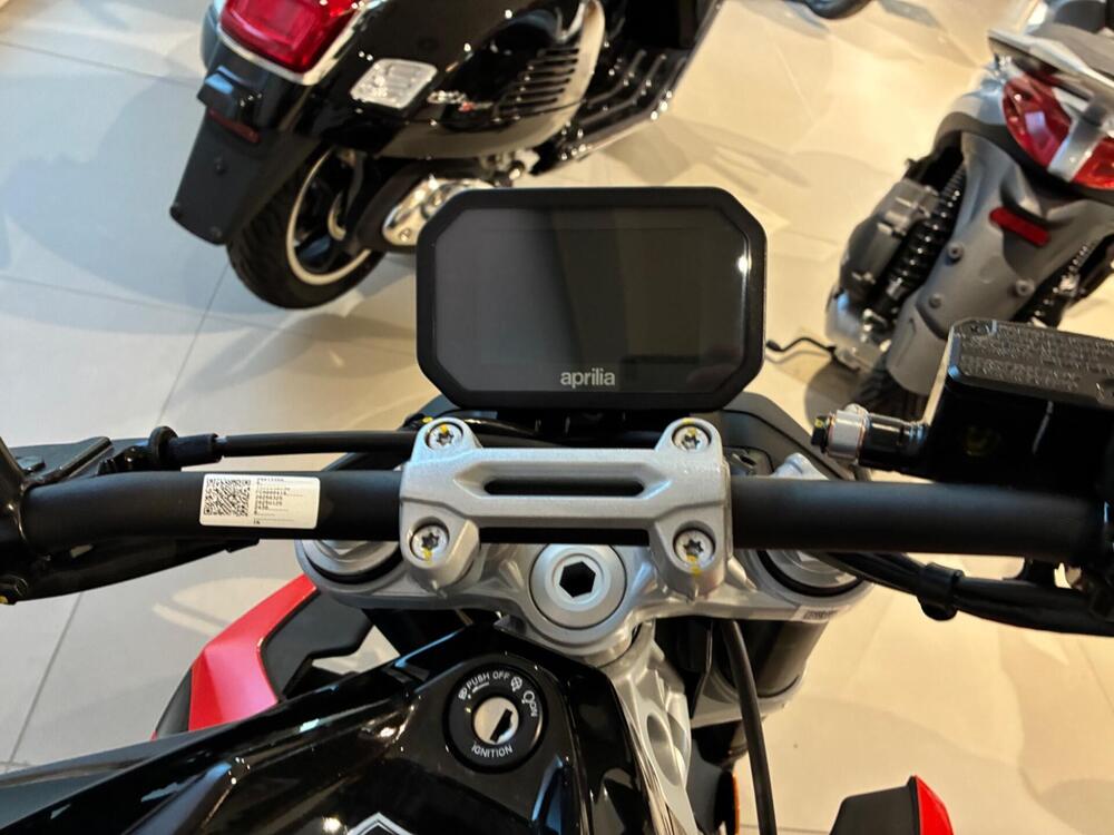 Aprilia Tuono 457 (2025 - 26) (3)