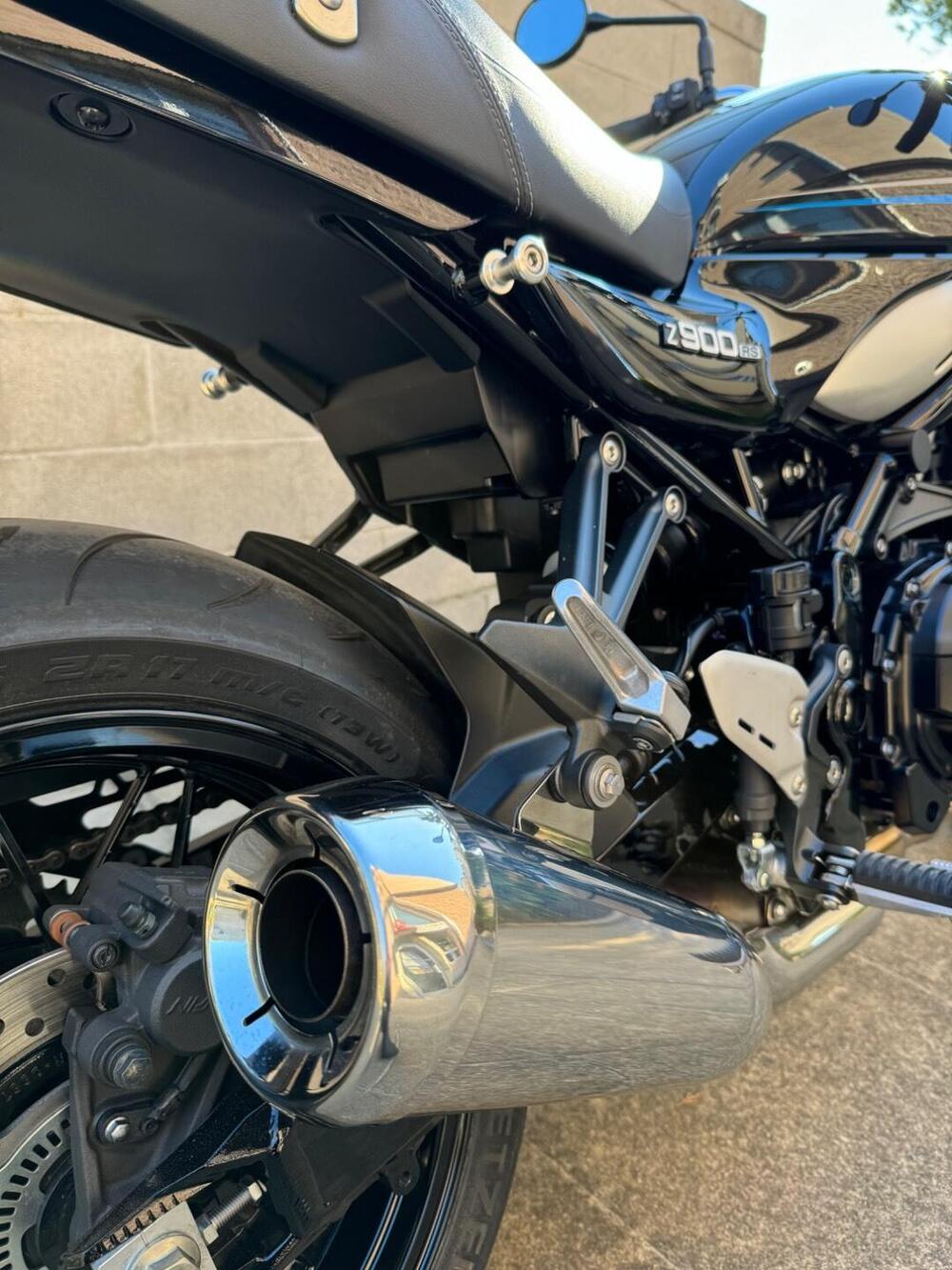Kawasaki Z 900 RS (2022 - 25) (4)