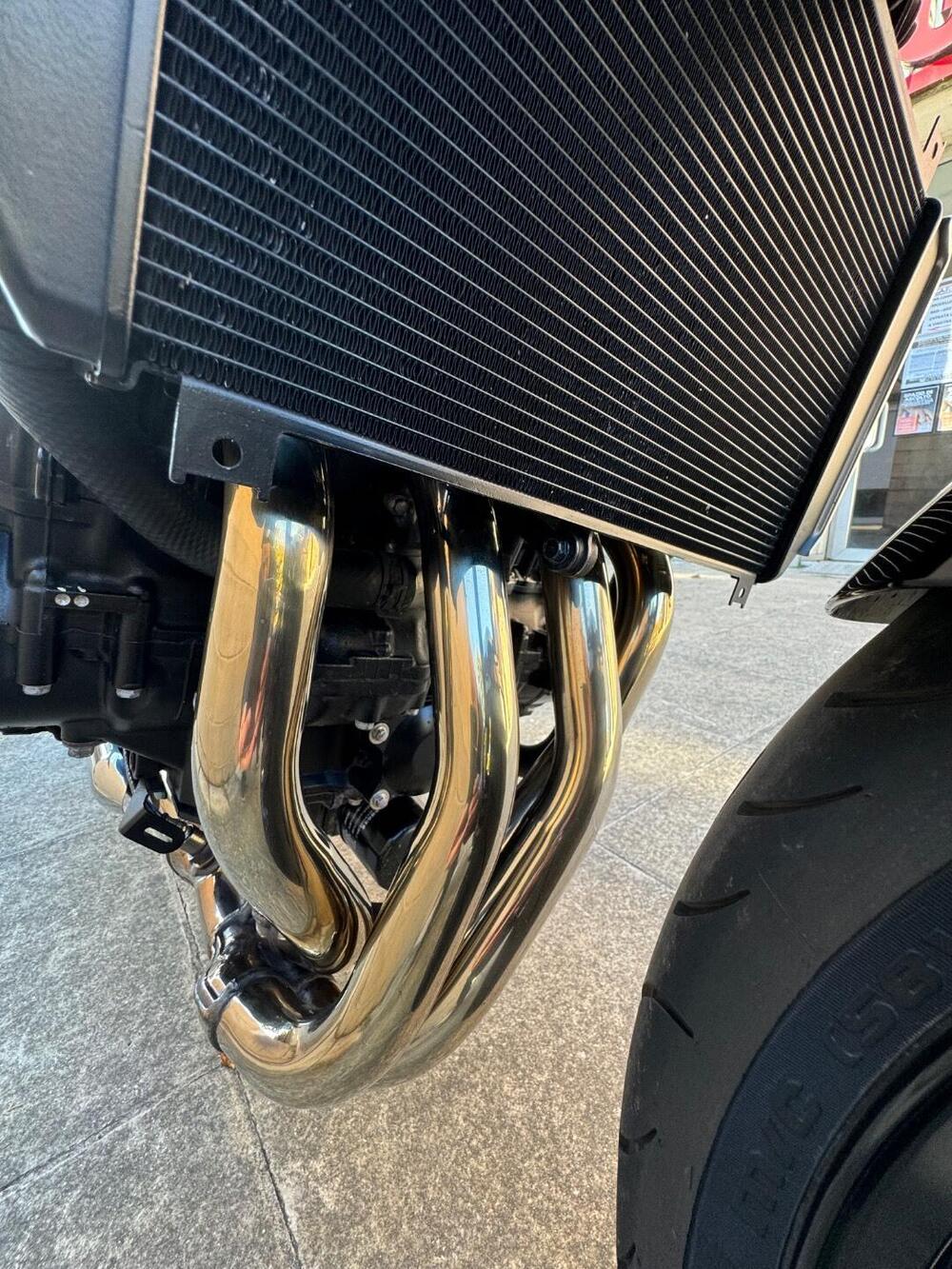 Kawasaki Z 900 RS (2022 - 25) (9)