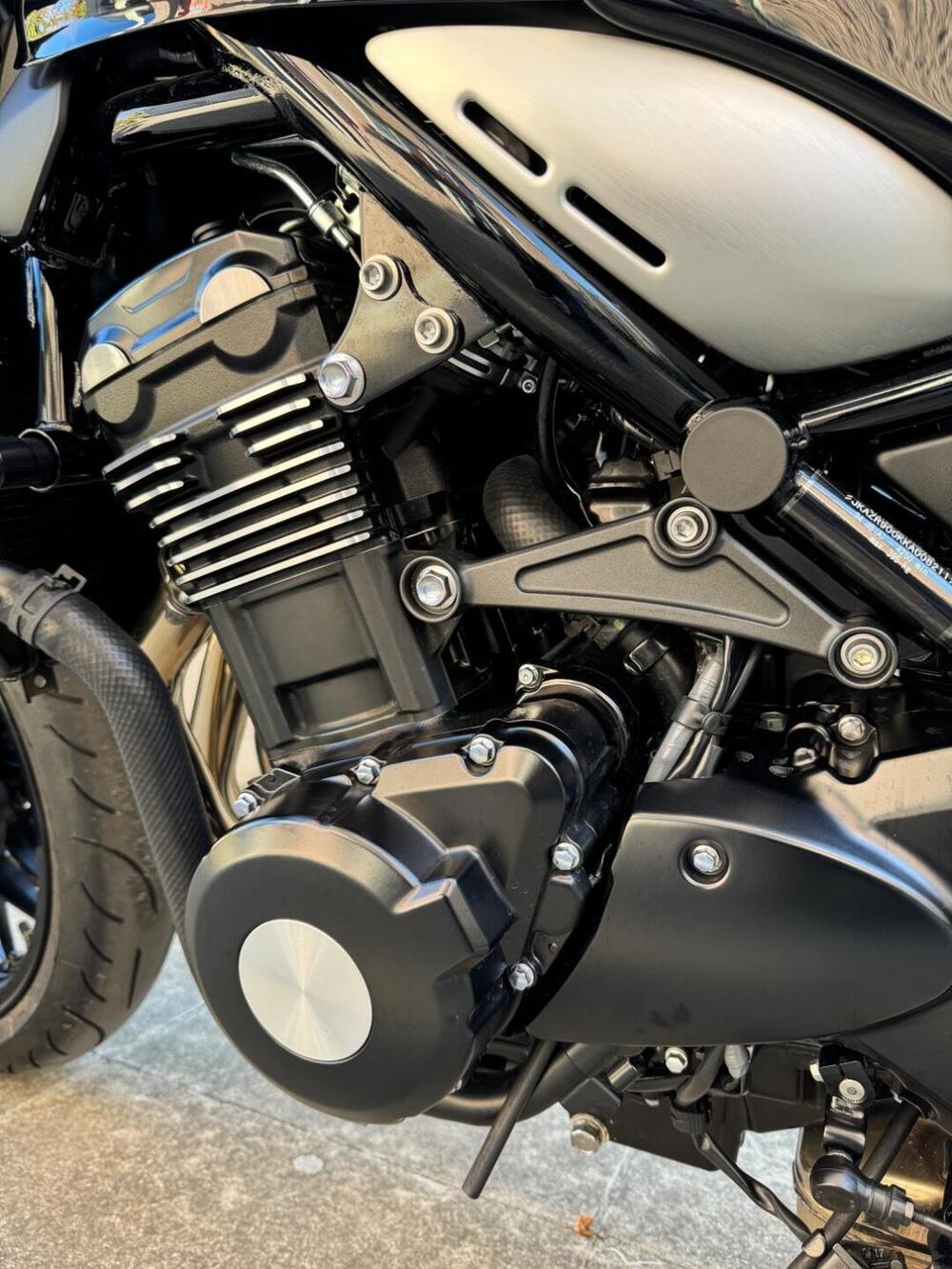 Kawasaki Z 900 RS (2022 - 25) (13)