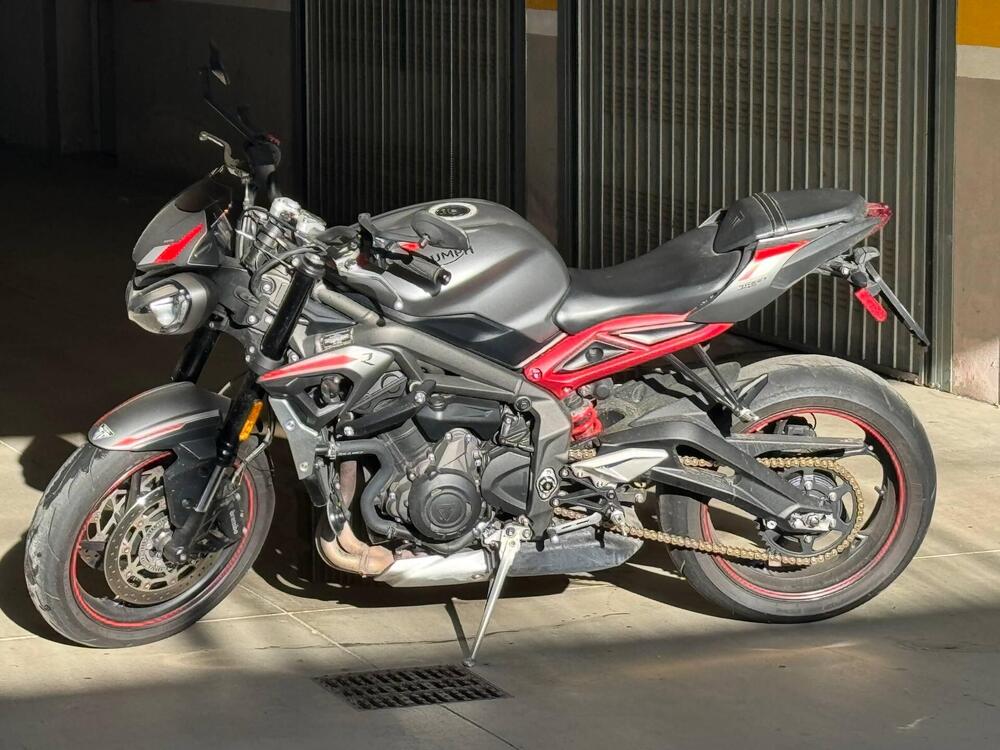 Triumph Street Triple R (2020 - 22) (2)