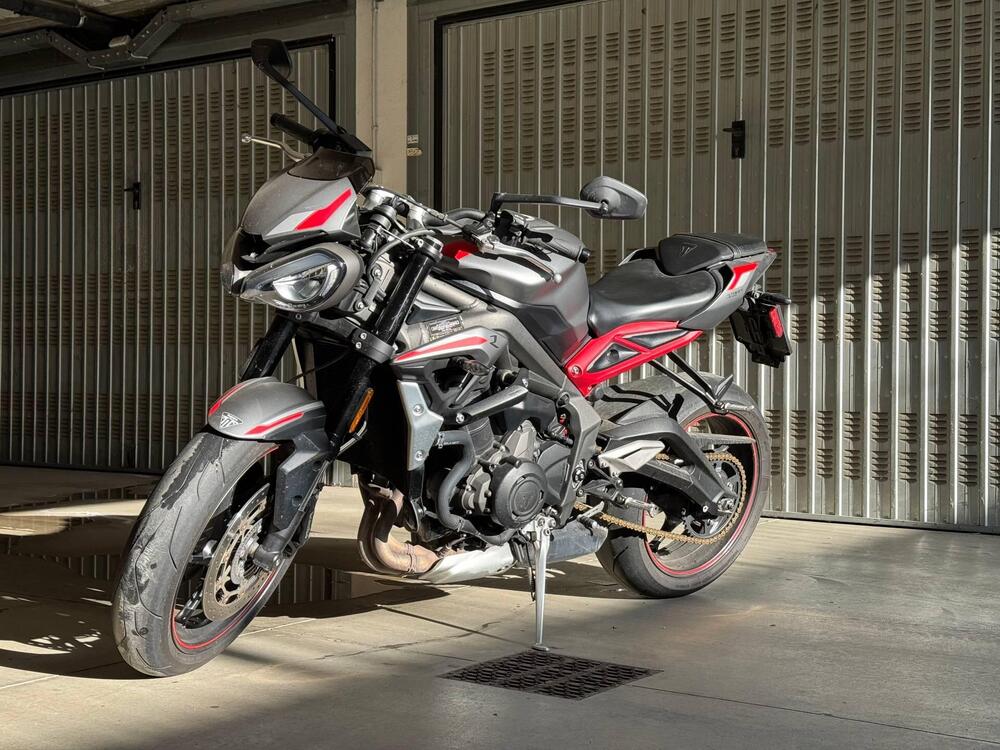 Triumph Street Triple R (2020 - 22) (3)