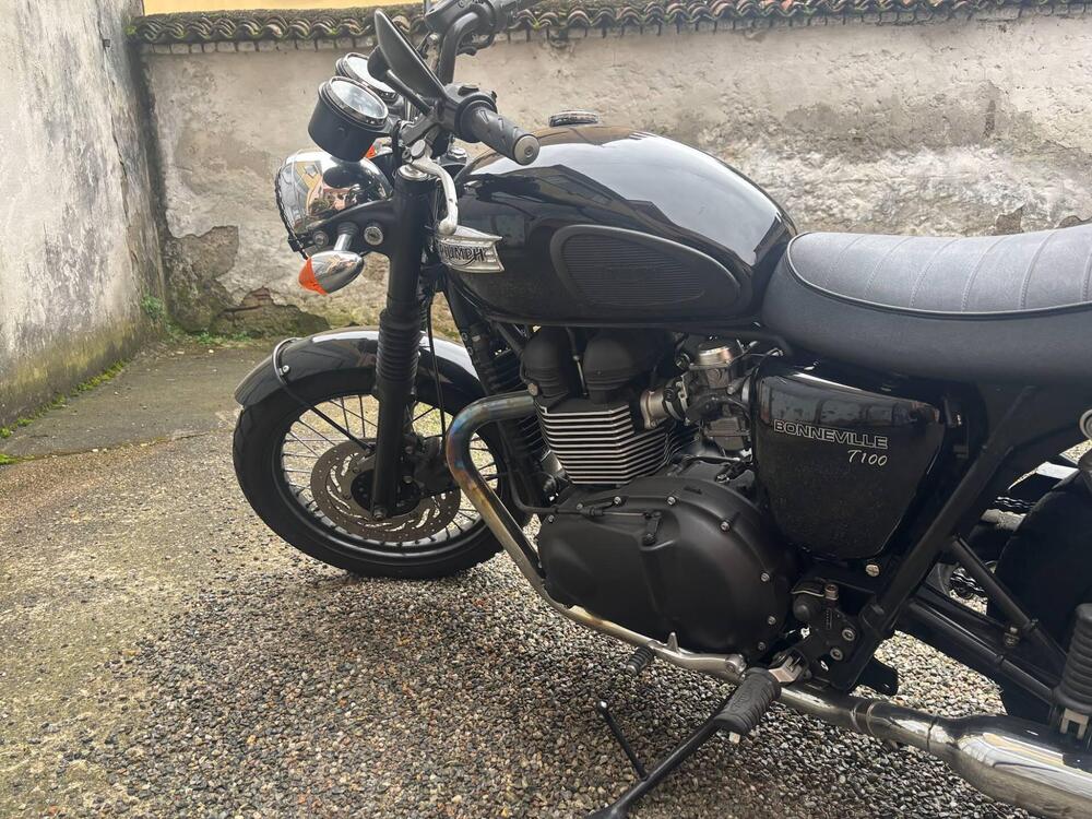 Triumph Bonneville T100 Black (2017 - 20) (4)